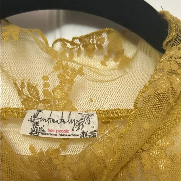 Intimately Free People Sheer Mustard Lace Sleeveless Top NWT size small - Picture 5 of 6